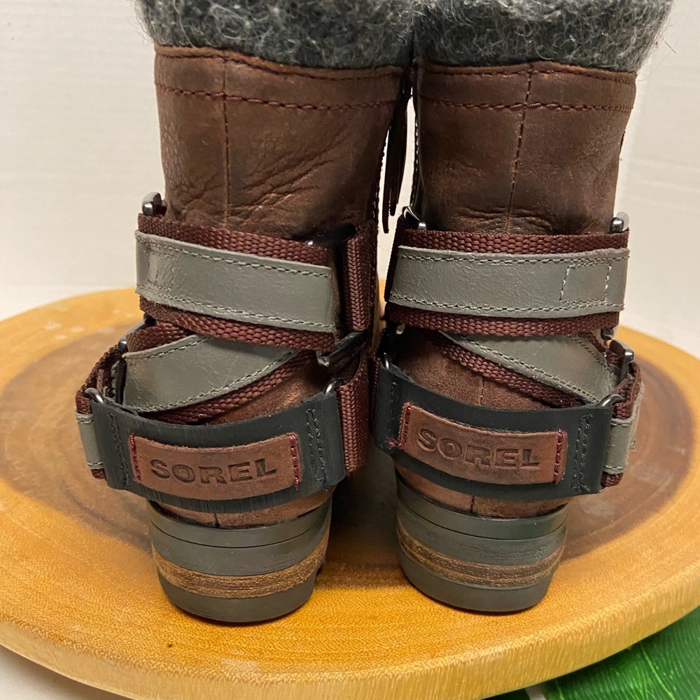 SOREL Rusty Red Leather Distressed Ankle Boots - Picture 5 of 9